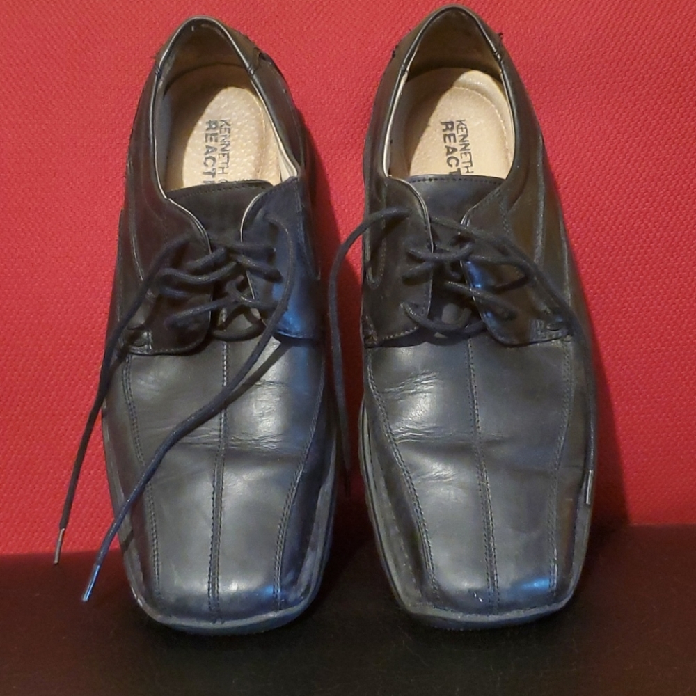 Mens casual or work shoe